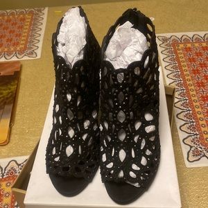 New pair of Ladies beautiful Black dress shoes